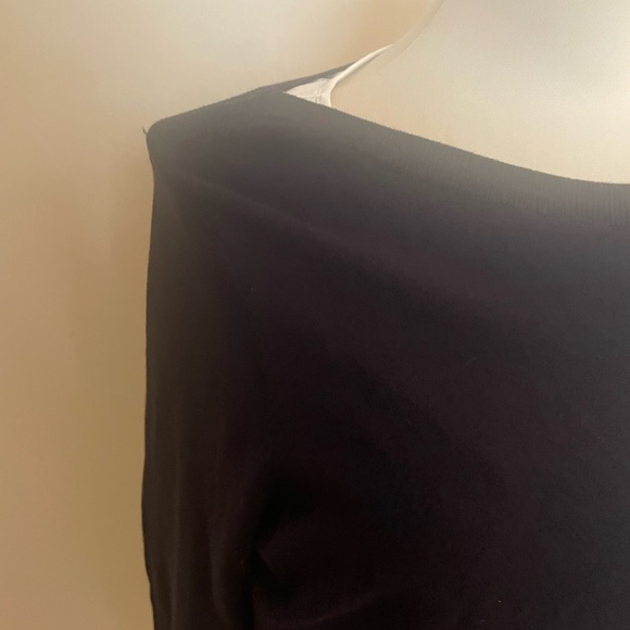 Navy layered sweater from Ann Taylor - Picture 4 of 7